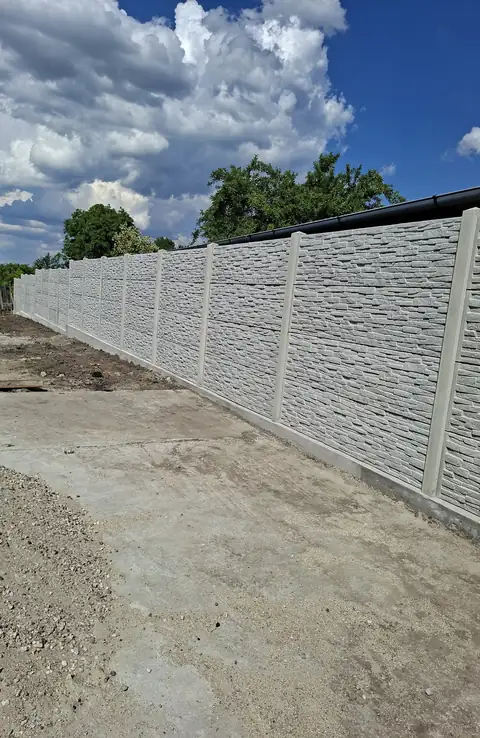 Zdjęcie od klienta nr 2: ogrodzenie Konkret Line (opinia w Google)
